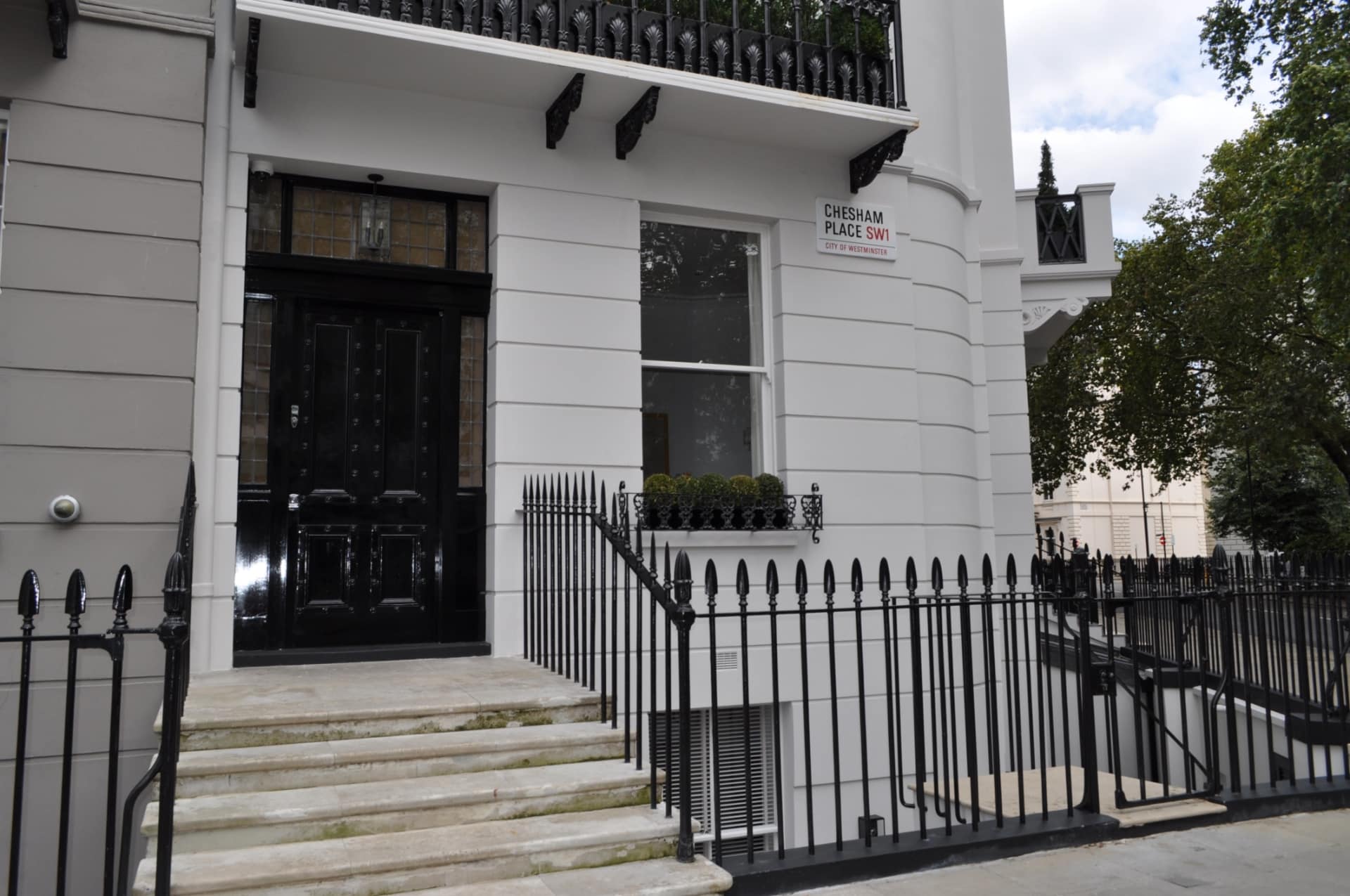 Exterior Painting and decorating in Belgravia, photo 4